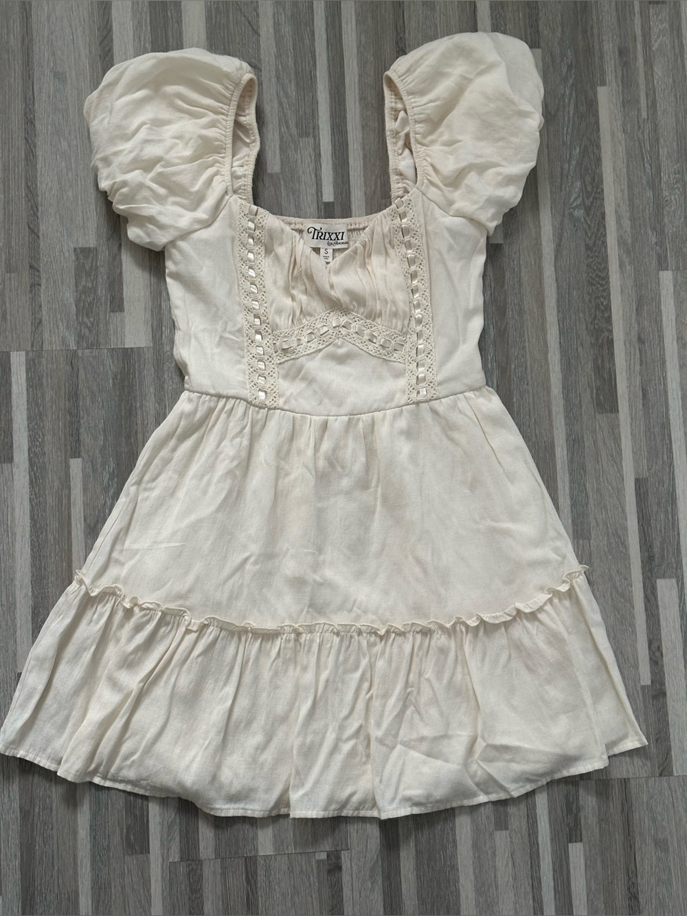 Trixxi White Dress Cottagecore Style – Puff Sleeve / Lace – Size S